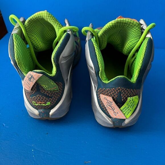 Size 11 - Nike LeBron 12 Trillion Dollar Man 2014 - Picture 5 of 7
